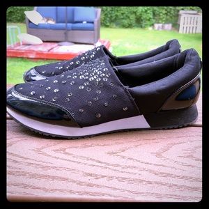 Vera Wang Sequin slipon sneaker